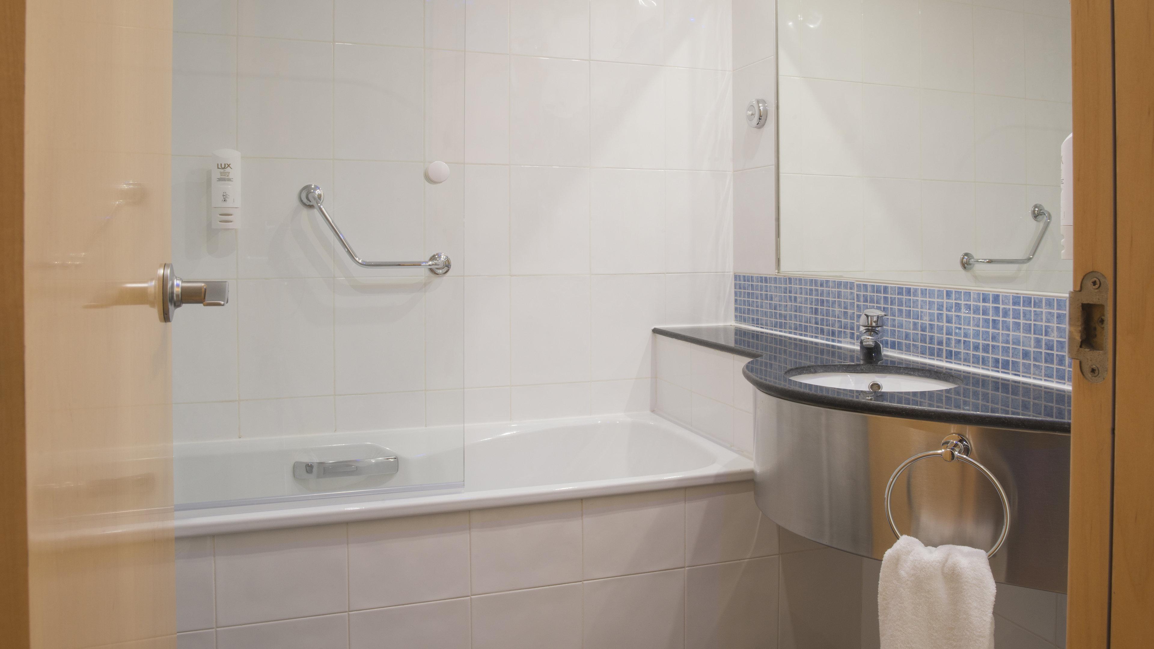 Express Madrid-rivas By Ihg Hotel 3*